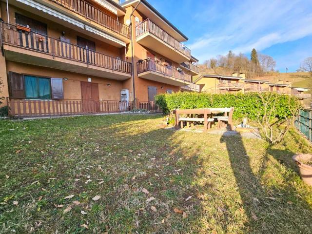 Appartamento in vendita a Gorno, Lombardia