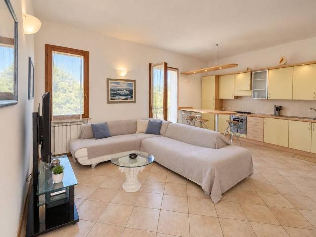 Appartamento in vendita a Gradara, Pesaro e Urbino