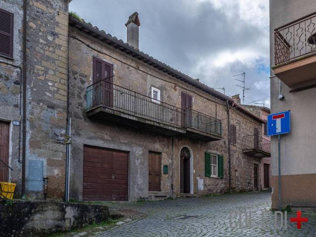 Appartamento in vendita a Gradoli, Lazio