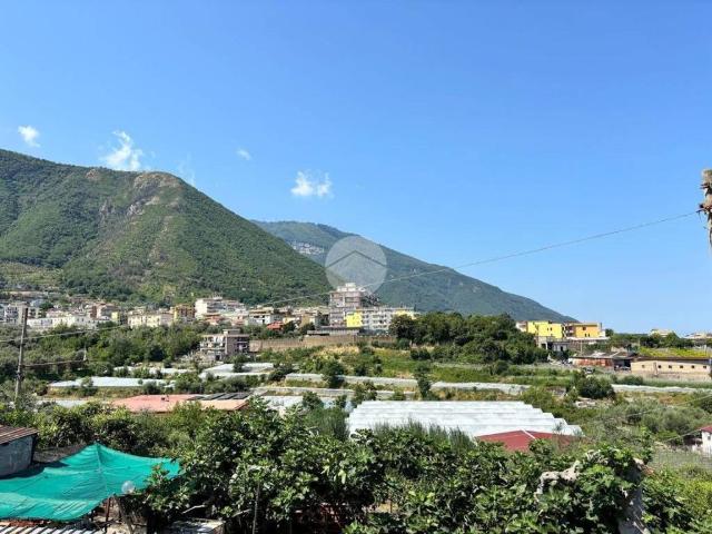Appartamento in vendita a Gragnano, Campania