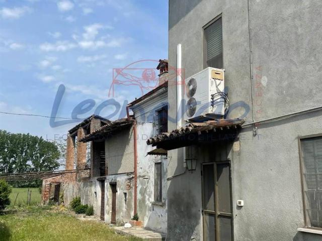 Villa Indipendente in vendita a Sordello, Gragnano Trebbiense