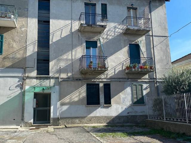 Appartamento in vendita a Grandate, Lombardia