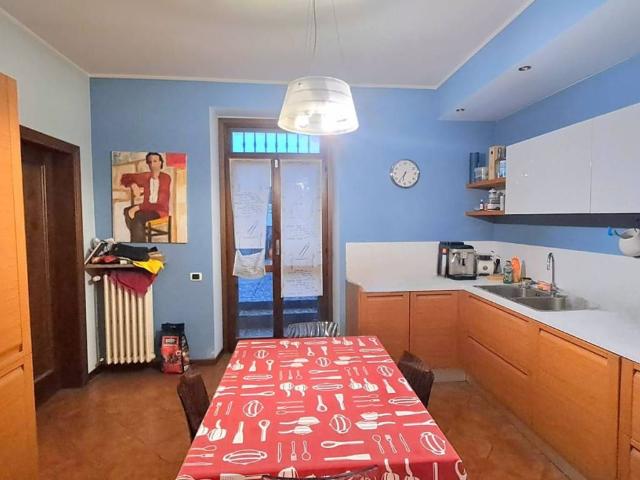 Villa Indipendente in vendita a Grassobbio, Lombardia