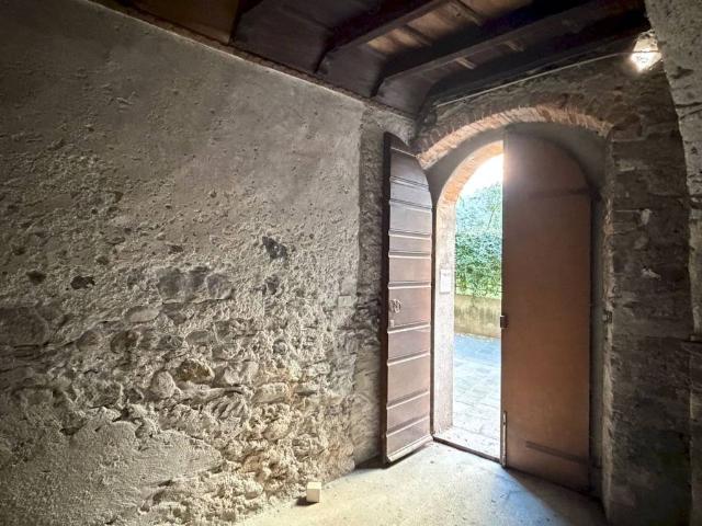 Appartamento in vendita a Gravedona ed Uniti, Gravedona