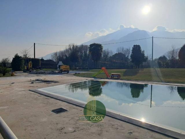 Appartamento in vendita a Gravedona ed Uniti, Gravedona