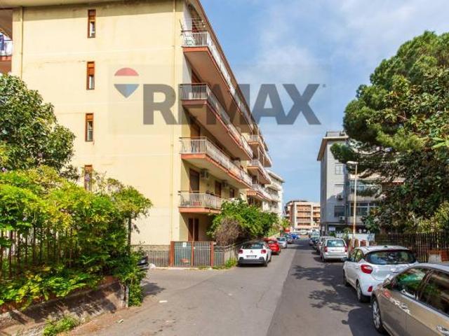 Appartamento in vendita a Fasano, Gravina Di Catania
