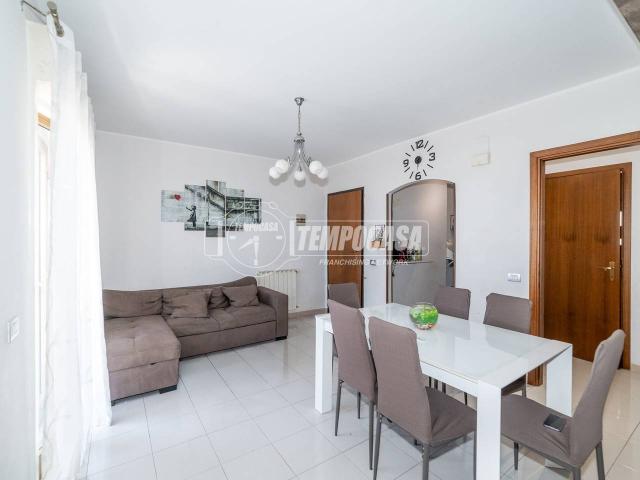 Appartamento in vendita a Gravina Di Catania, Sicilia