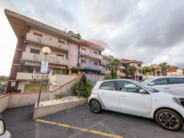 Appartamento in vendita a Gravina Di Catania, Sicilia