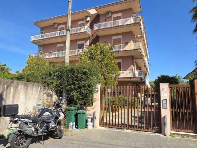 Appartamento in vendita a Fasano, Gravina Di Catania