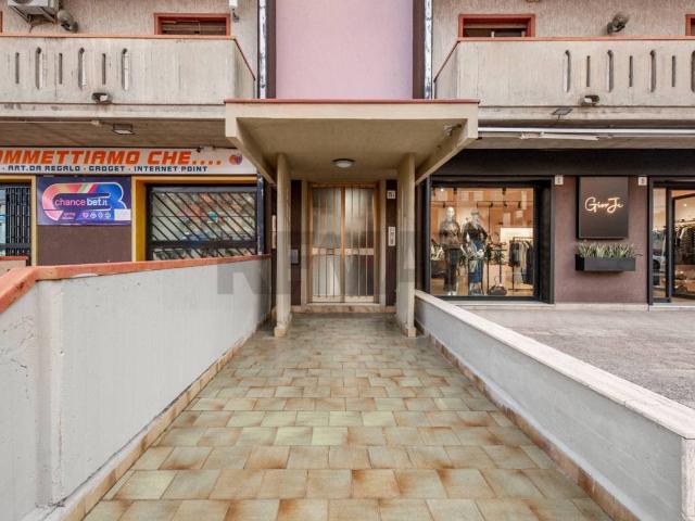 Appartamento in vendita a Gravina Di Catania, Sicilia