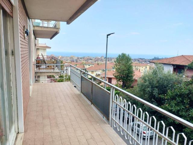 Appartamento in vendita a Fasano, Gravina Di Catania