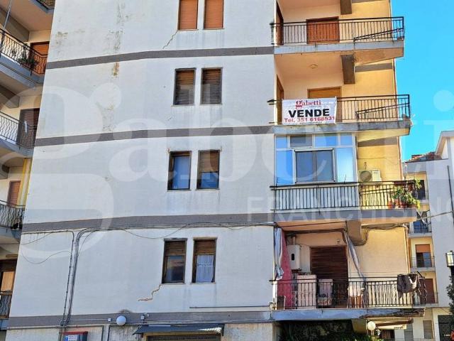 Appartamento in vendita a Gravina Di Catania, Sicilia