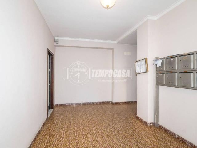 Appartamento in vendita a Fasano, Gravina Di Catania