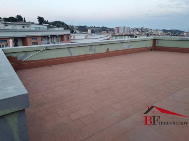 Appartamento in vendita a Fasano, Gravina Di Catania