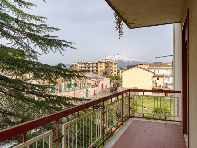 Appartamento in vendita a Gravina Di Catania, Sicilia