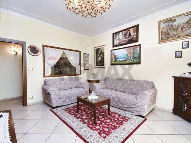 Appartamento in vendita a Gravina Di Catania, Sicilia
