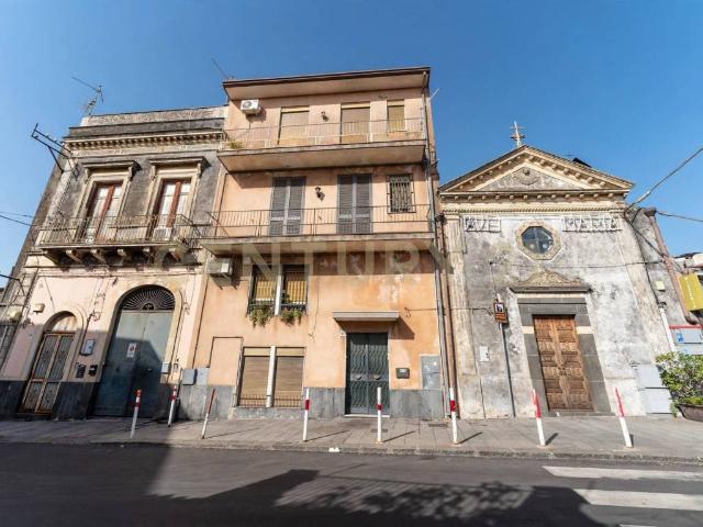 Appartamento in vendita a Gravina Di Catania, Sicilia