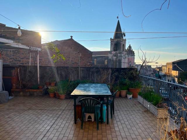 Appartamento in vendita a Gravina Di Catania, Sicilia