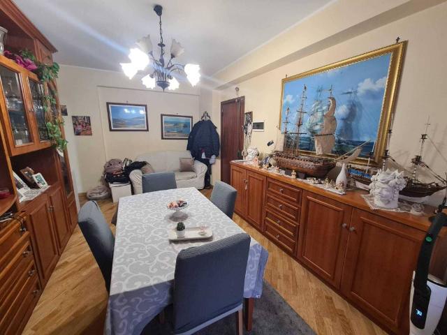 Appartamento in vendita a Fasano, Gravina Di Catania