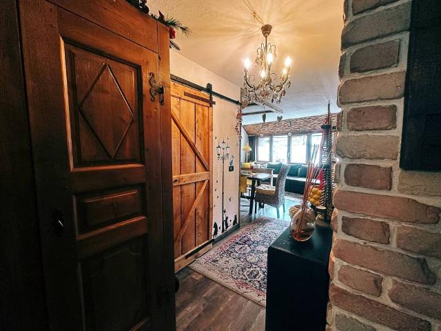 Appartamento in vendita a Gressan, Aosta