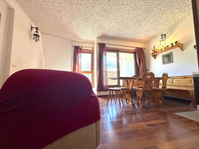 Appartamento in vendita a Gressan, Aosta