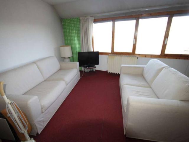 Appartamento in vendita a Gressan, Aosta