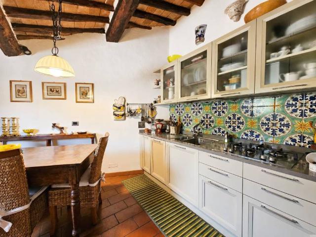 Appartamento in vendita a San Polo In Chianti, Toscana