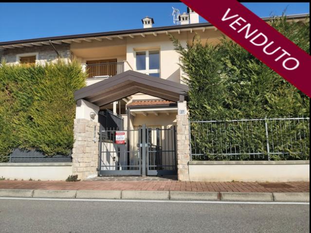 Appartamento in vendita a Grezzago, Lombardia