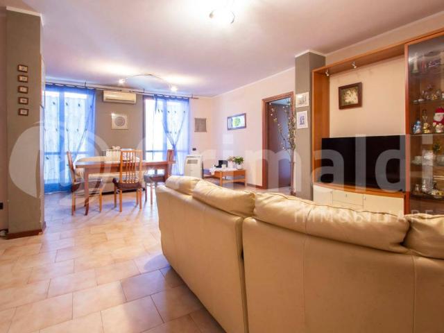 Appartamento in vendita a Grezzago, Lombardia