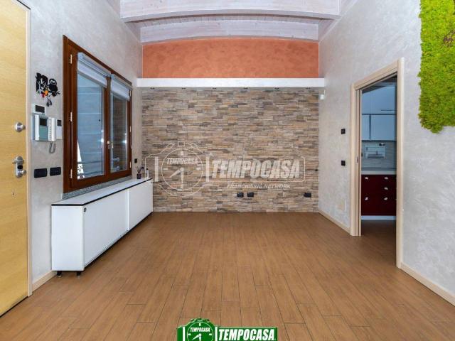Appartamento in vendita a Grezzago, Lombardia