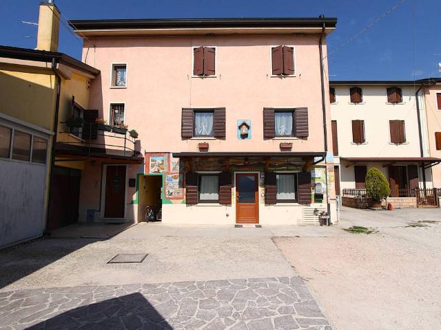 Appartamento in vendita a Grezzana, Veneto