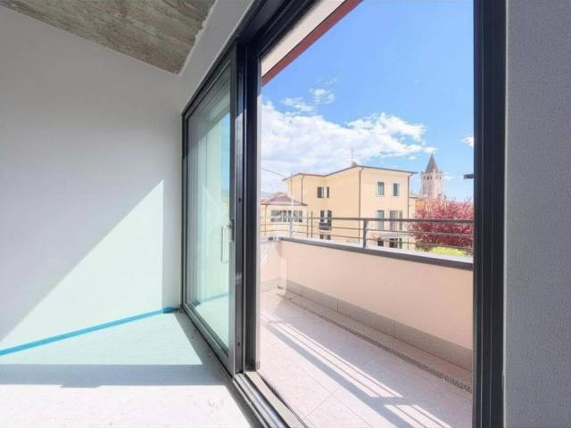 Appartamento in vendita a Grezzana, Veneto