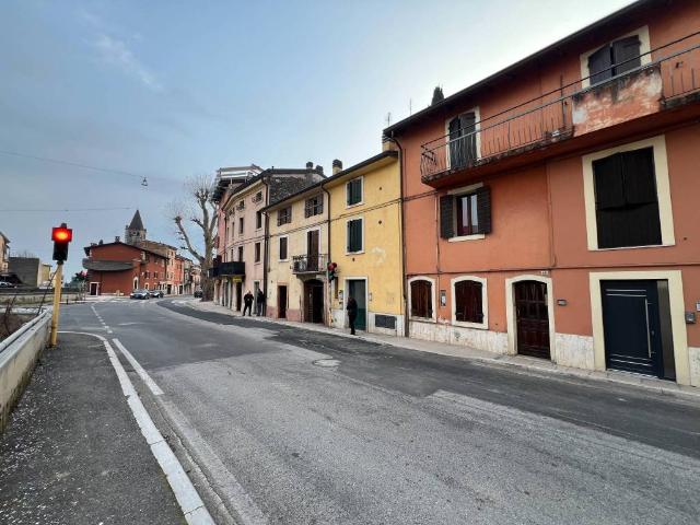 Appartamento in vendita a Grezzana, Veneto