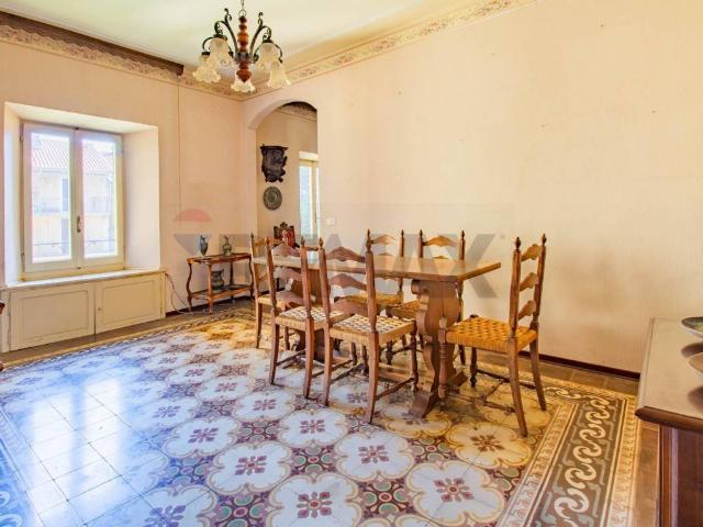 Appartamento in vendita a Piemonte, Novara