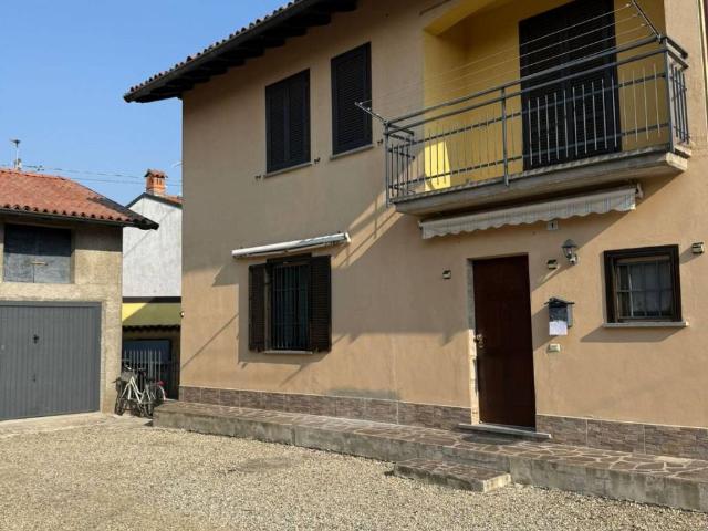 Appartamento in vendita a Gropello Cairoli, Lombardia