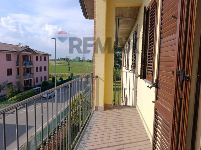 Appartamento in vendita a Gropello Cairoli, Lombardia