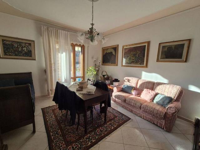 Appartamento in vendita a Centro, Monte Argentario