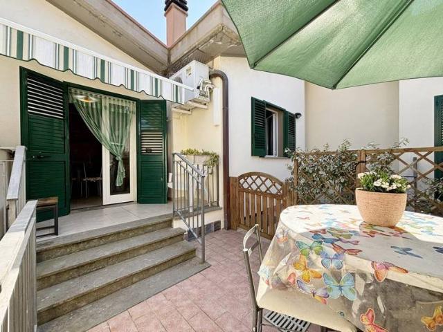 Appartamento in vendita a Sciangai, Monte Argentario