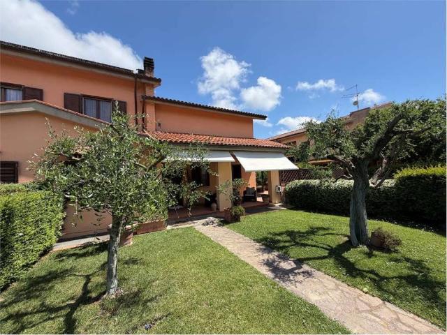 Appartamento in vendita a Principina Terra, Monte Argentario