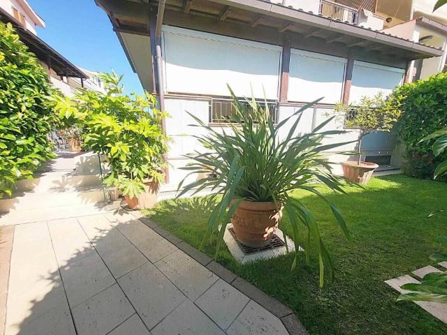 Appartamento in vendita a Gorarella, Monte Argentario