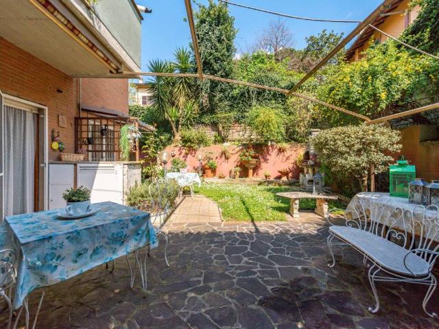 Appartamento in vendita a Squarciarelli, Roma Capitale