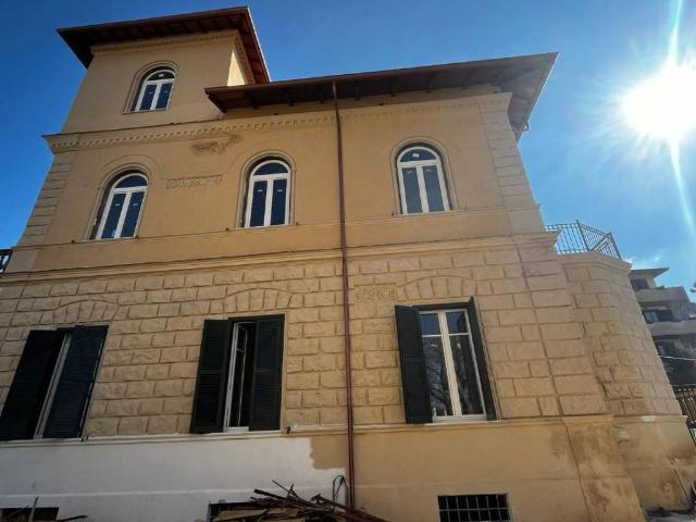 Appartamento in vendita a Roma Capitale, Lazio
