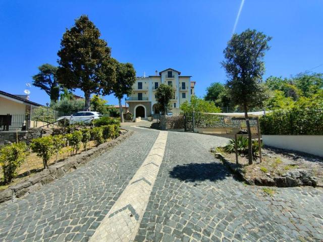 Appartamento in vendita a Squarciarelli, Roma Capitale