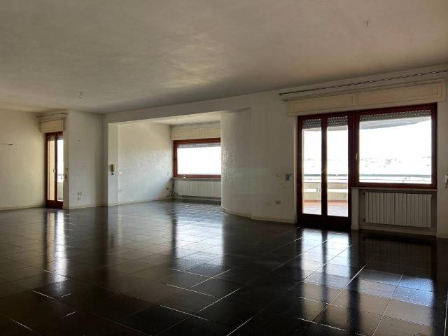 Appartamento in vendita a Puglia, Taranto