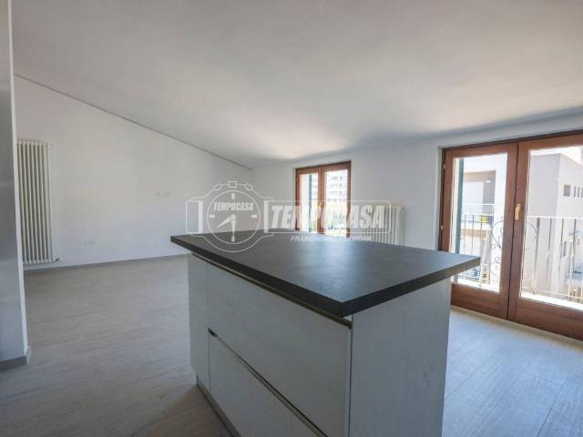 Appartamento in vendita a Ischia, Marche