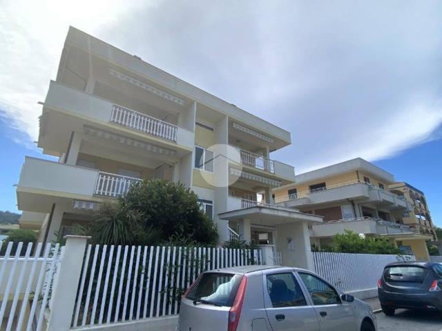 Appartamento in vendita a Ischia, Marche