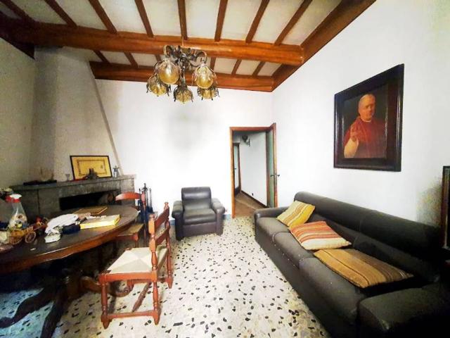 Appartamento in vendita a Grotte Di Castro, Lazio