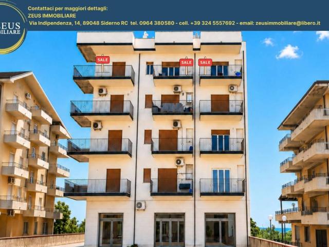 Appartamento in vendita a Calabria, Reggio Calabria