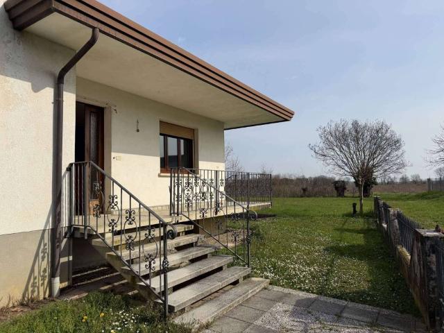 Appartamento in vendita a Gruaro, Veneto