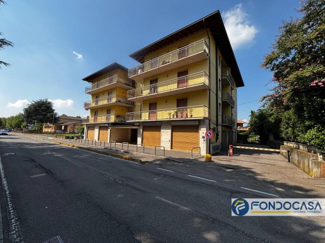 Appartamento in vendita a Grumello Del Monte, Lombardia